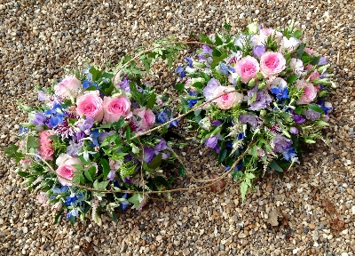 Linked posies