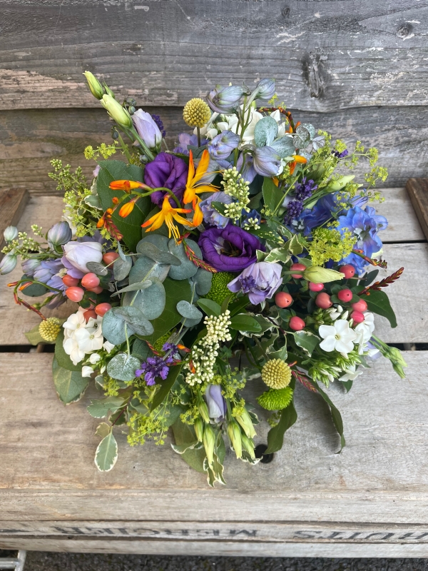 Compostable posy on moss