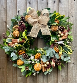 Christmas Spice Door wreath